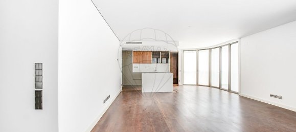 3 bedrooms Apartment in Lisbon, Portugal No. 129503 9