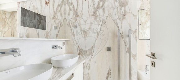 3 bedrooms Apartment in Lisbon, Portugal No. 129503 16