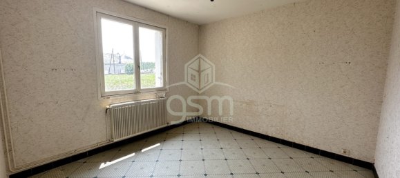 3 bedrooms House in Monts, France No. 77707 4