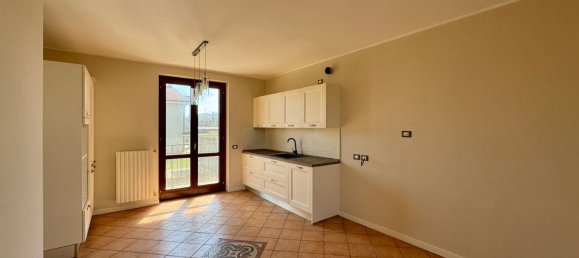 3 Schlafzimmer Wohnung in Comezzano Cizzago, Italy, Nr. 363411 6