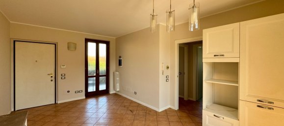 3 Schlafzimmer Wohnung in Comezzano Cizzago, Italy, Nr. 363411 8