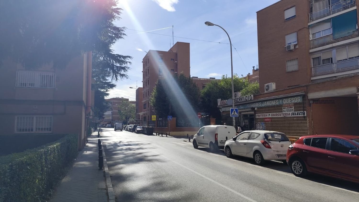 Apartamento de 3 dormitorios en Madrid, Spain No. 248368