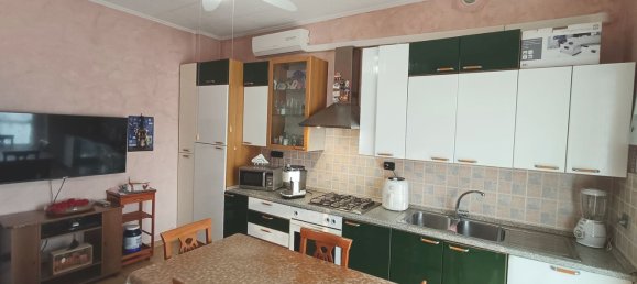 6 bedrooms Apartment in Orbassano, Italy No. 380296 5