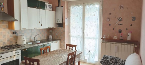 6 bedrooms Apartment in Orbassano, Italy No. 380296 4