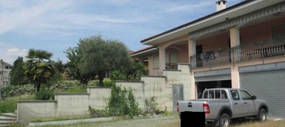 Villa de 7 dormitorios en Castellamonte, Italy No. 327694 2