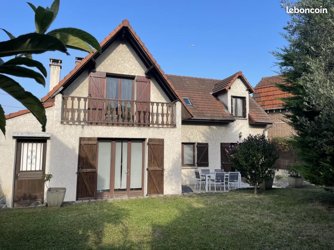 4 Schlafzimmer Haus in Montigny-les-Cormeilles, France, Nr. 178566