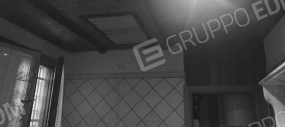 5 rooms Apartment in Jolanda di Savoia, Italy No. 25080 16