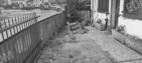 5 rooms Apartment in Jolanda di Savoia, Italy No. 25080 4