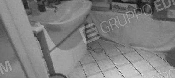 5 rooms Apartment in Jolanda di Savoia, Italy No. 25080 10