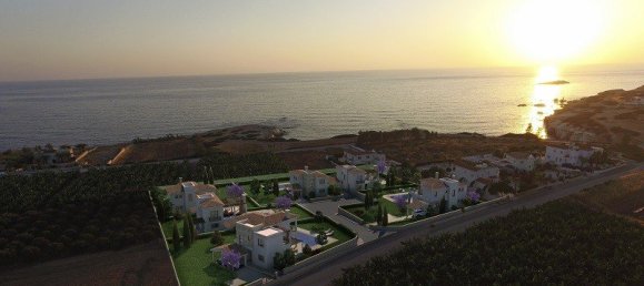 3 bedrooms House in Paphos, Cyprus No. 9718 9