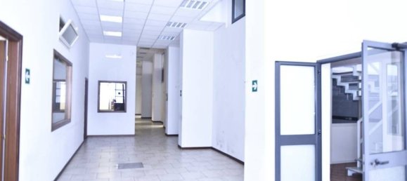 Entrepôt à Catania, Italy 641m² No. 163383 7