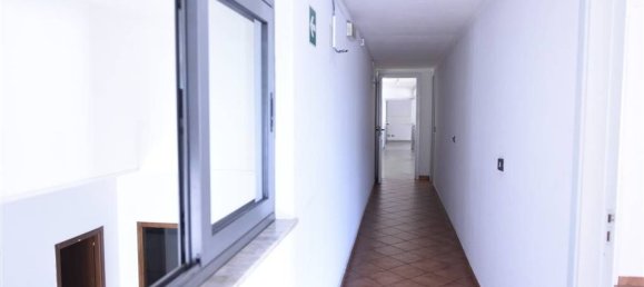 Entrepôt à Catania, Italy 641m² No. 163383 15