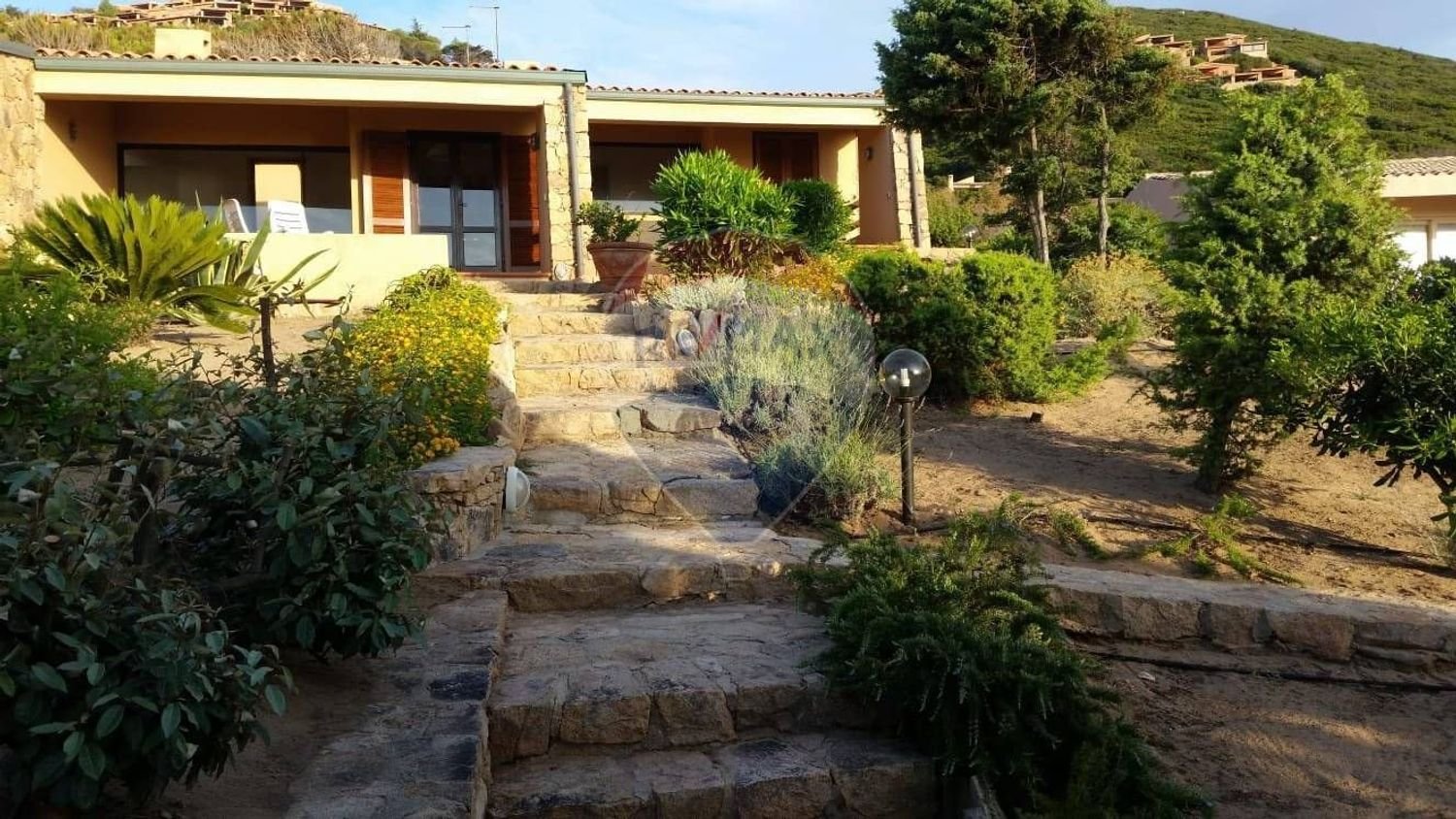 9 rooms Villa in Trinità d'Agultu e Vignola, Italy No. 215600