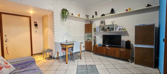 Apartamento T1 em Garbagnate Milanese, Italy N.º 113774 4