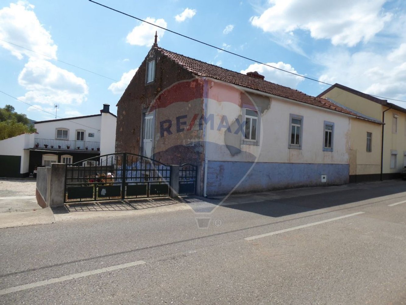 4 bedrooms House in Aguda, Portugal No. 16171