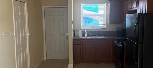 2 dormitorios villa en alquiler en Miami, Miami-Dade, Florida, USA № 615033 7