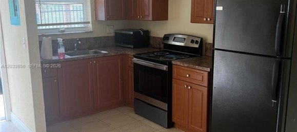 2 dormitorios villa en alquiler en Miami, Miami-Dade, Florida, USA № 615033 8