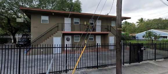 2 dormitorios villa en alquiler en Miami, Miami-Dade, Florida, USA № 615033 2