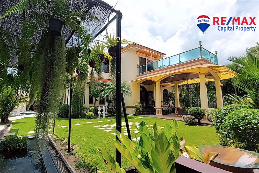 5 bedrooms Cafe / restaurant in Bang Lamung, Thailand No. 11731