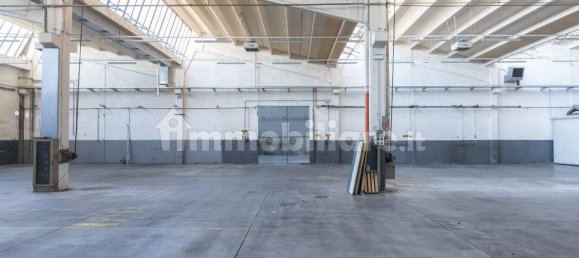 Lagerhaus in Castel Guelfo di Bologna, Italy 1600m², Nr. 85890 9