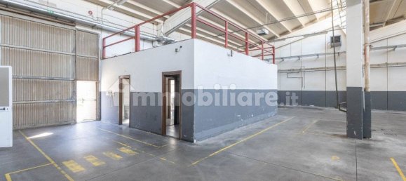 Lagerhaus in Castel Guelfo di Bologna, Italy 1600m², Nr. 85890 13