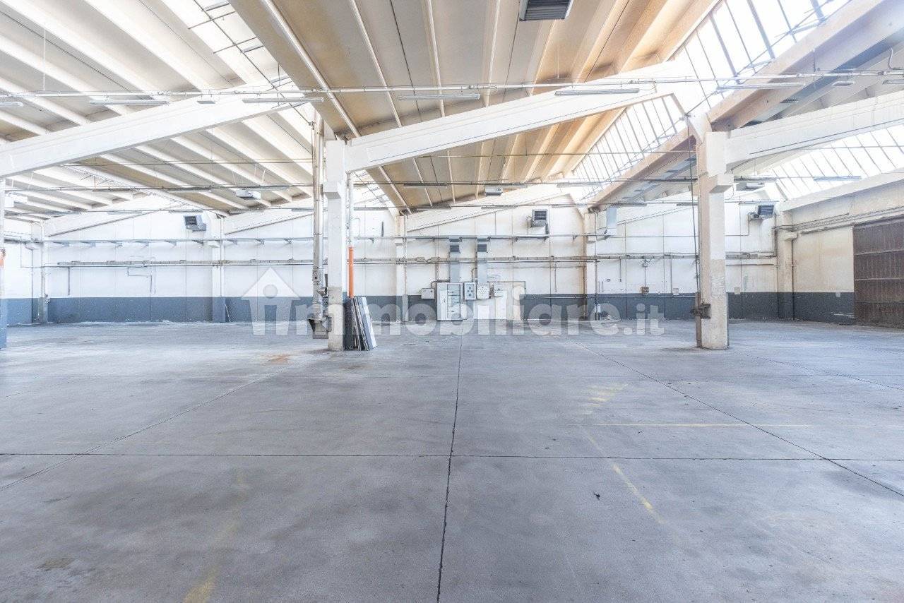 Lagerhaus in Castel Guelfo di Bologna, Italy 1600m², Nr. 85890