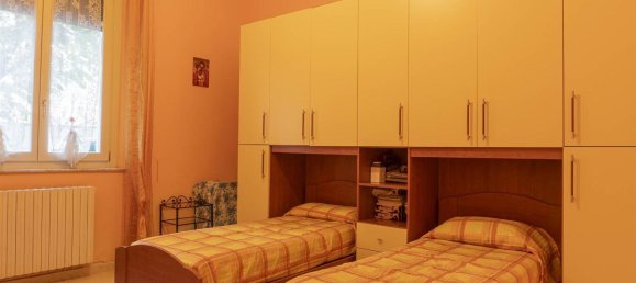 4-salle Appartement à Montecatini Terme, Italy No. 117449 21