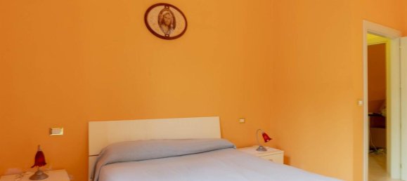 4-salle Appartement à Montecatini Terme, Italy No. 117449 13