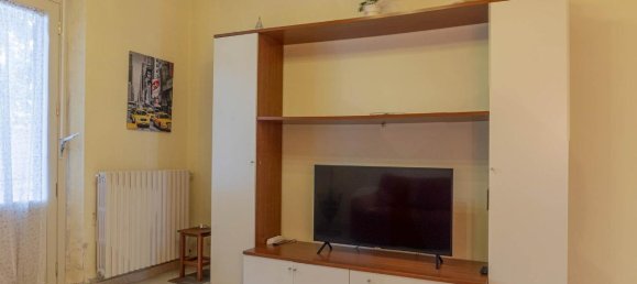 4-salle Appartement à Montecatini Terme, Italy No. 117449 5