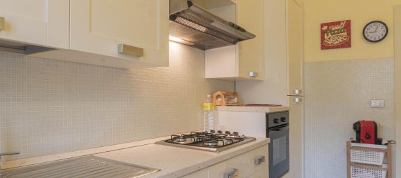 4-salle Appartement à Montecatini Terme, Italy No. 117449 9