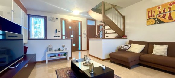 3 bedrooms Villa in Cessalto, Italy No. 232923 5