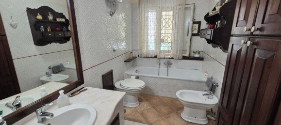 3 bedrooms Apartment in Mugnano di Napoli, Italy No. 328126 8