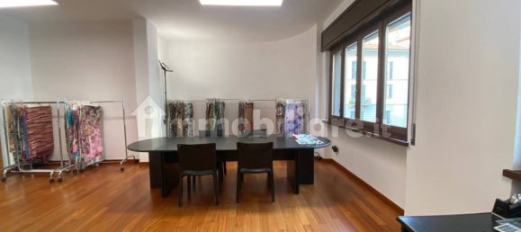 5 rooms Office in Como, Italy No. 11954 4