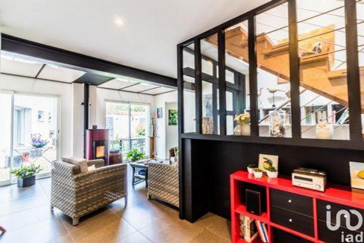 4 Schlafzimmer Haus in Puiseaux, France, Nr. 4736