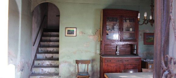 6 rooms House in Capannori, Italy No. 89539 5