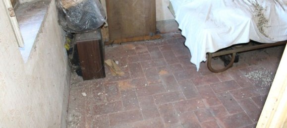 6 rooms House in Capannori, Italy No. 89539 11