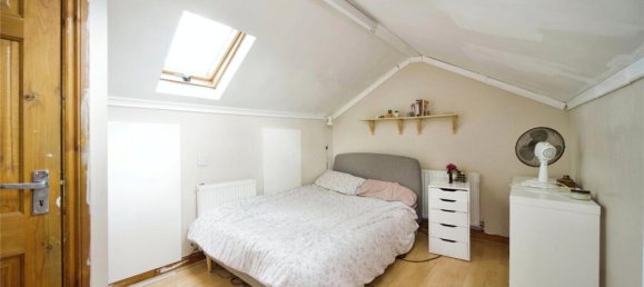 3 Schlafzimmer Haus in Leytonstone, United Kingdom, Nr. 11545 10