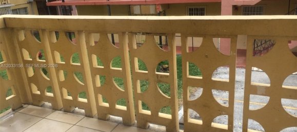 1 dormitorio propiedad comercial en alquiler en Miami, Miami-Dade, Florida, USA № 615035 10