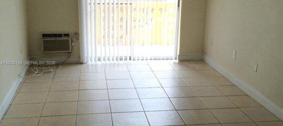 1 dormitorio propiedad comercial en alquiler en Miami, Miami-Dade, Florida, USA № 615035 3