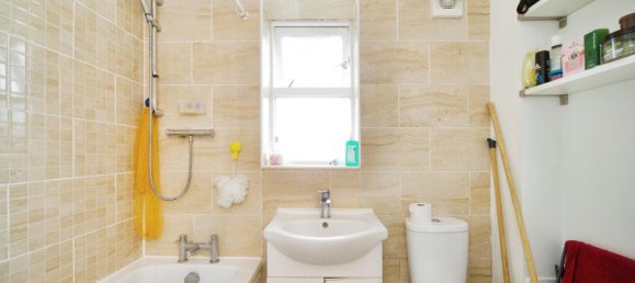 1 bedroom Apartment in Enfield, United Kingdom No. 11539 9