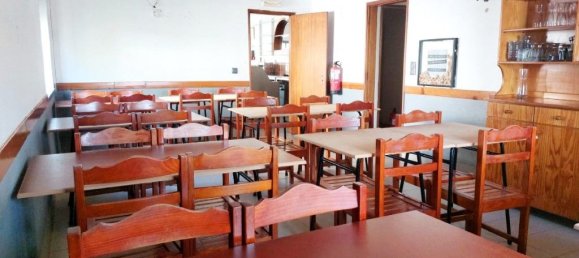 88m² Commercial property in Almada, Portugal No. 143026 6