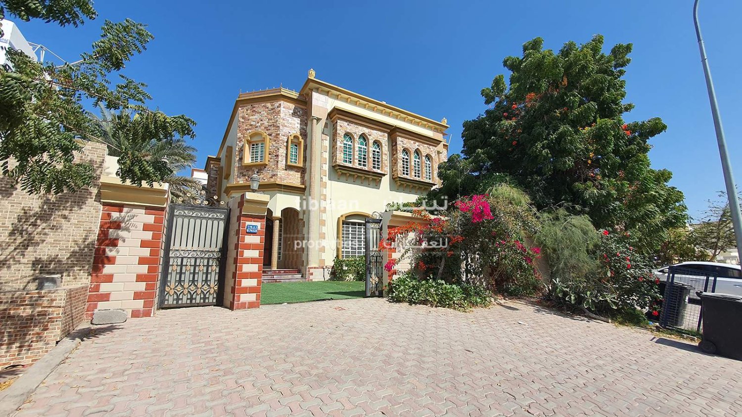 4 bedrooms Villa in As Sib, Oman No. 752