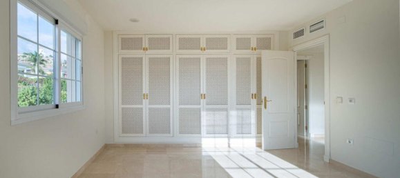 7 Schlafzimmer Villa in Alameda, Spain, Nr. 177878 28