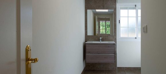 7 Schlafzimmer Villa in Alameda, Spain, Nr. 177878 5