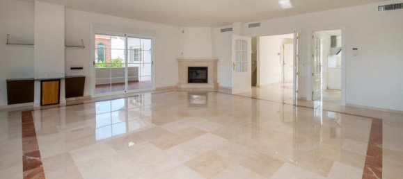 7 Schlafzimmer Villa in Alameda, Spain, Nr. 177878 2