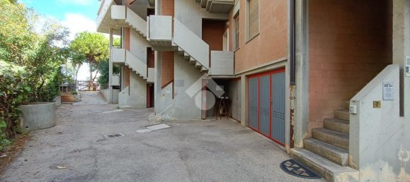 Квартира с 2 спальнями в Пинето, Италия № 160184 27