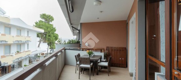 Квартира с 2 спальнями в Пинето, Италия № 160184 30