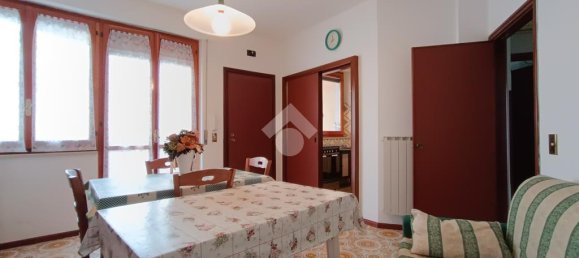 Квартира с 2 спальнями в Пинето, Италия № 160184 8