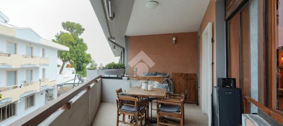 Квартира с 2 спальнями в Пинето, Италия № 160184 29