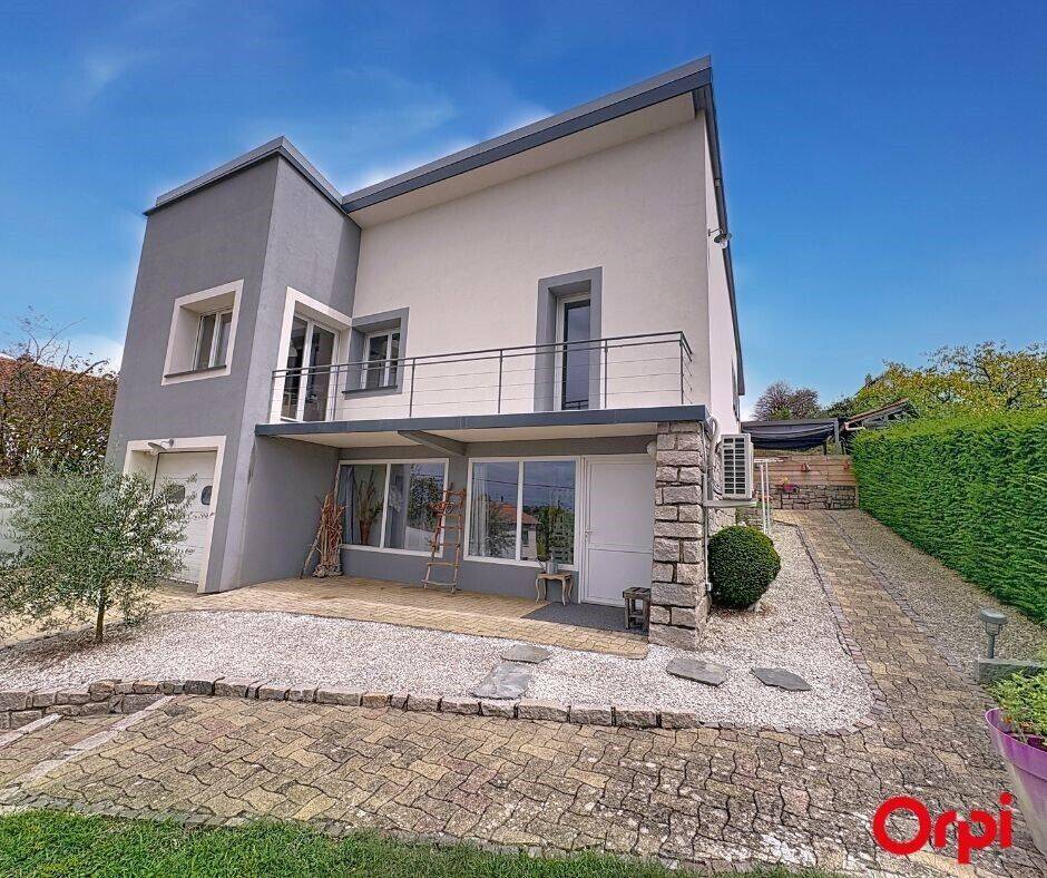 3 bedrooms Villa in Saint-Just-Saint-Rambert, France No. 329514